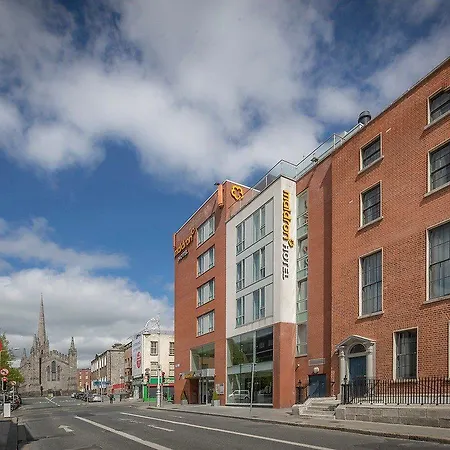Maldron Parnell Square Hotel 4*