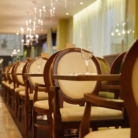 Maldron Parnell Square 4* Dublin