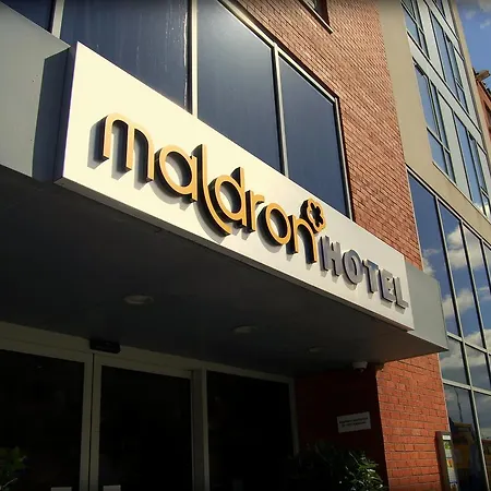 Maldron Parnell Square Hotel 4*