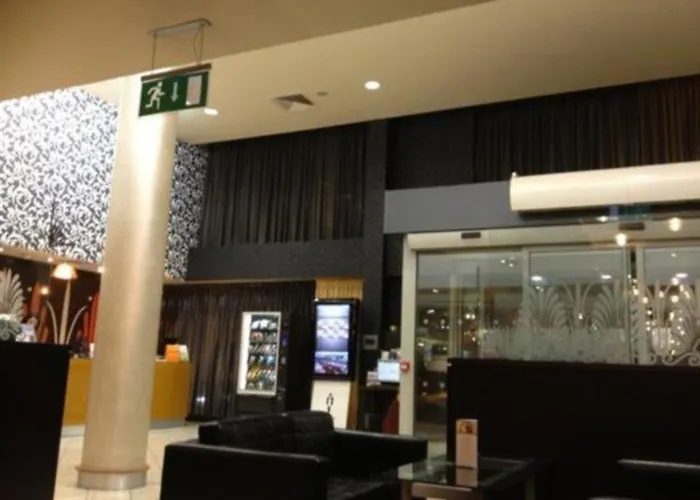 Отель Maldron Parnell Square 4*