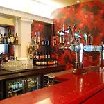 Maldron Parnell Square 4* Dublín