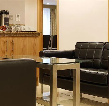 ホテル Maldron Parnell Square