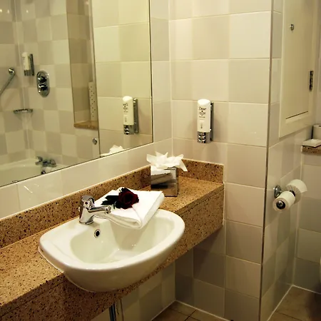 Maldron Parnell Square