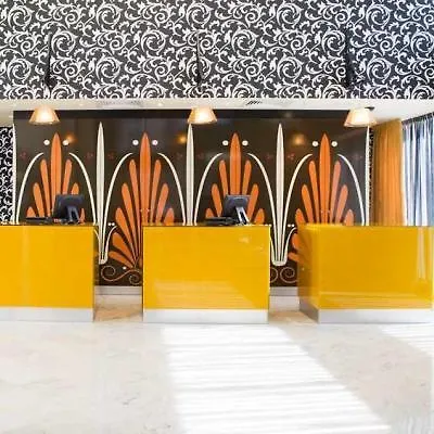 Maldron Parnell Square 4* Дублин