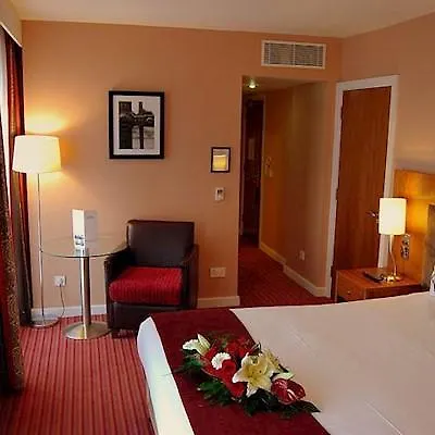 Maldron Parnell Square