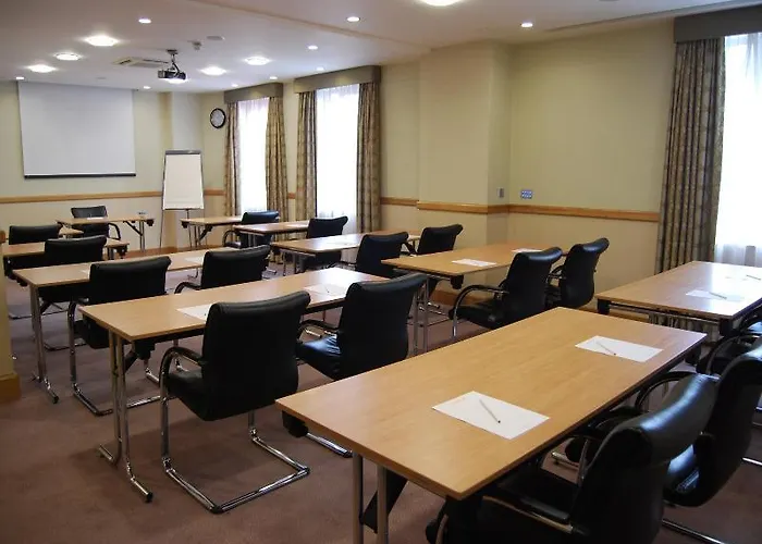 Maldron Parnell Square Hotel