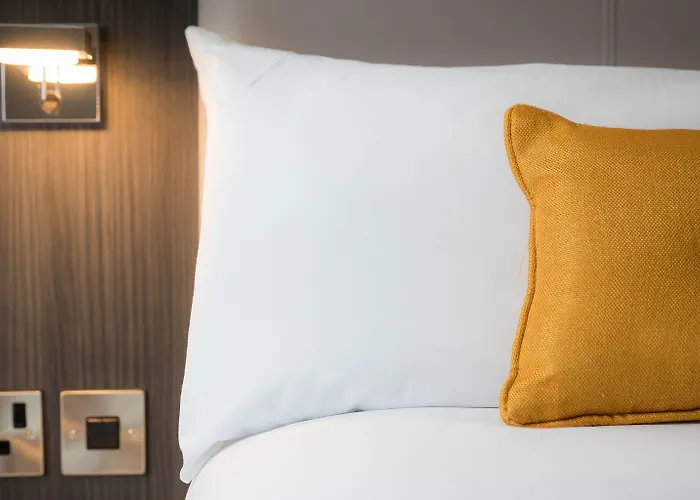 Otel Maldron Parnell Square 4*